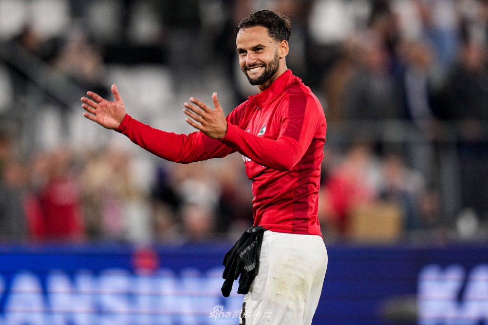 不但获得了 不但获得了